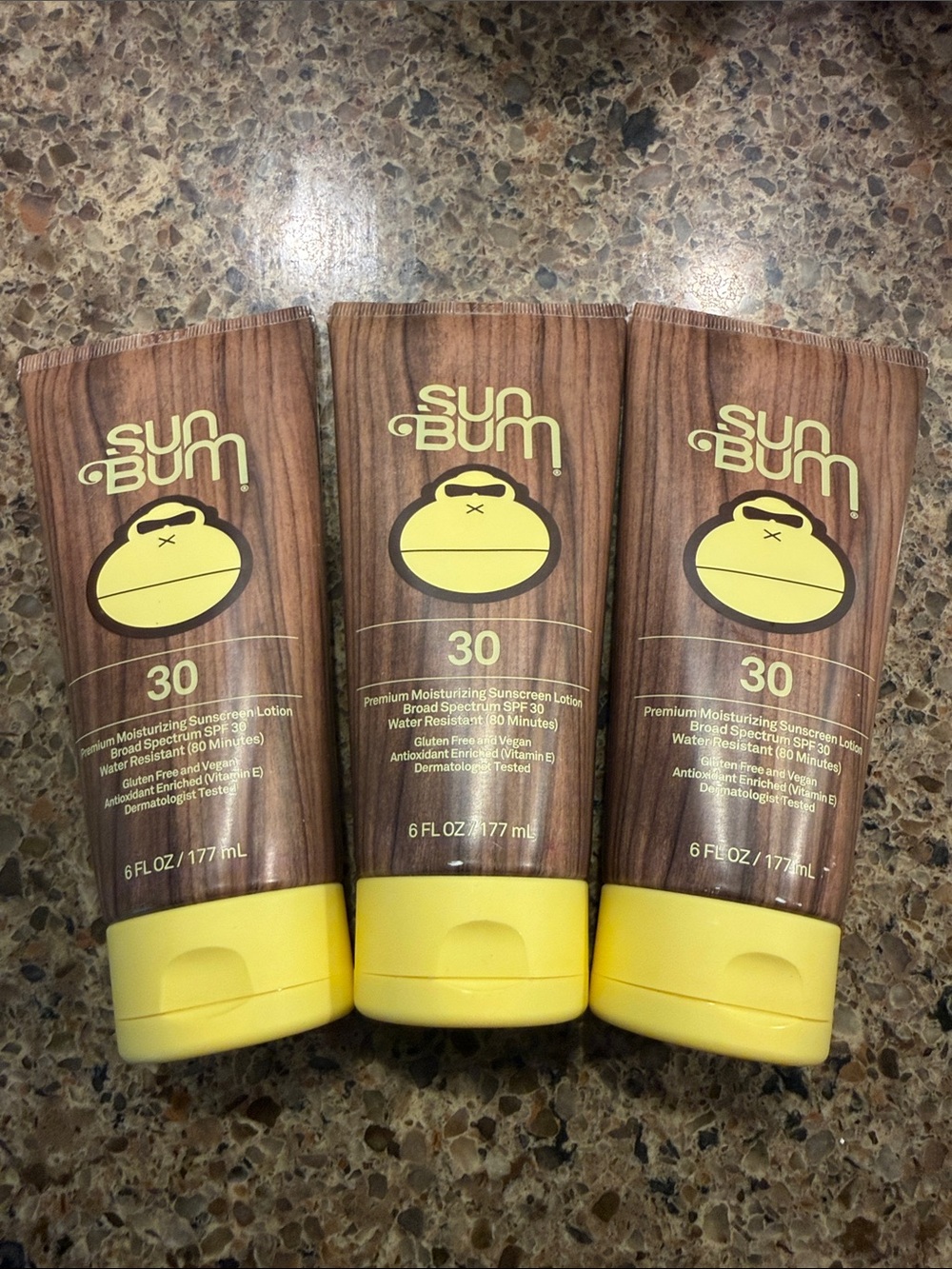 Sun Bum Sunscreen 30 lot

Bin A